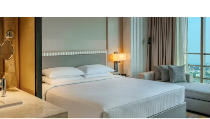 Superior Room with City View